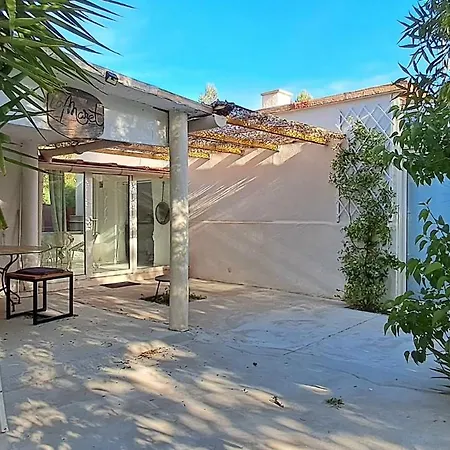 Ferienhaus Lou Mazet, Sejour Nature Entre Nimes Et Uzes